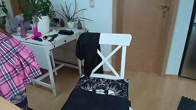 Snapshot of BrownieyQueen chatting on 7, 2, 2025 BrownieyQueen online show from 7, 2, 2025