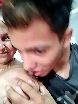 Horny-Mommy-Dirty online show from 8, 1, 2026