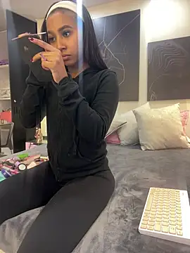 GabrielaLugo online show from 25, 2, 2026