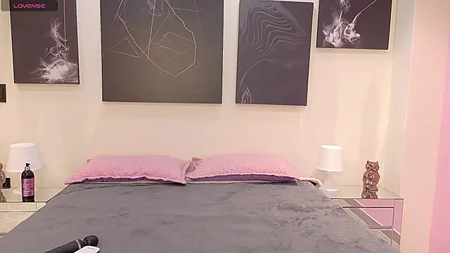 Snapshot of GabrielaLugo chatting on 6, 7, 2026 GabrielaLugo online show from 6, 7, 2026