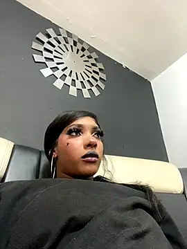 TIFFANYYSTAR online show from 10, 10, 2025