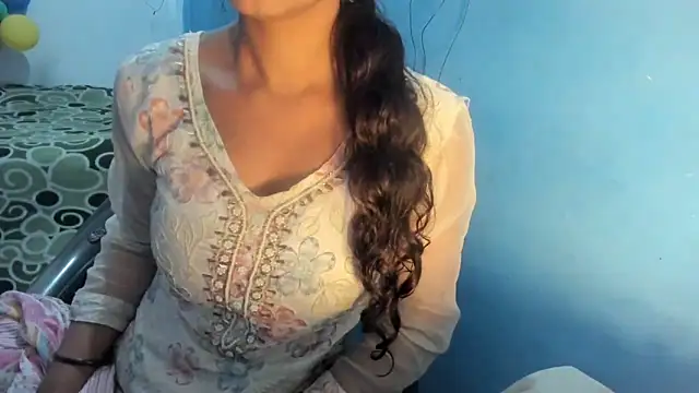 aarjulove online show from 19, 2, 2026