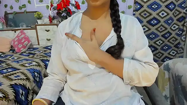 aarjulove online show from 19, 7, 2026