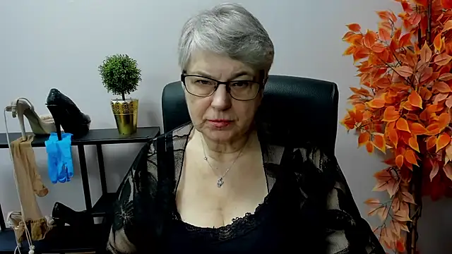 IrisDream online show from 3, 3, 2025