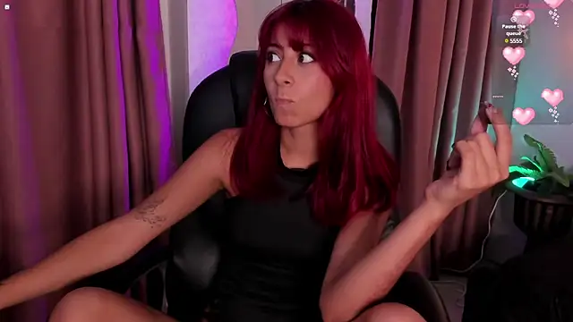 Snapshot of cloe__palmer chatting on 10, 3, 2025 cloe palmer online show from 10, 3, 2025