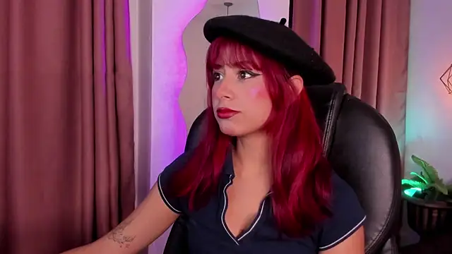 Snapshot of cloe__palmer chatting on 11, 3, 2025 cloe palmer online show from 11, 3, 2025