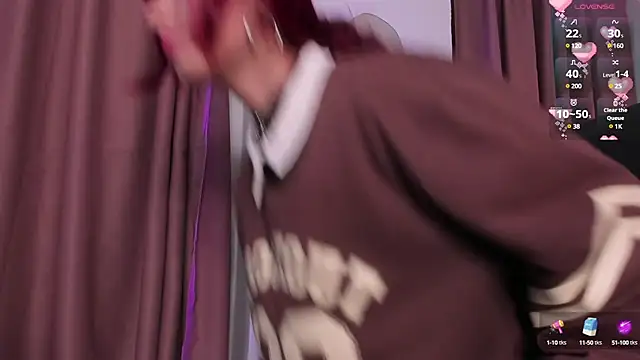 Snapshot of cloe__palmer chatting on 13, 3, 2025 cloe palmer online show from 13, 3, 2025