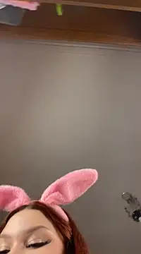 Snapshot of Helen_Shine chatting on 1, 3, 2025 Helen Shine online show from 1, 3, 2025