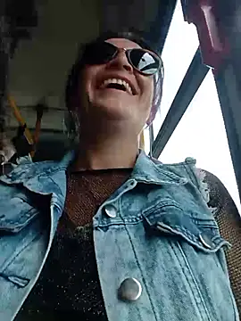 sophie banger online show from 26, 9, 2025