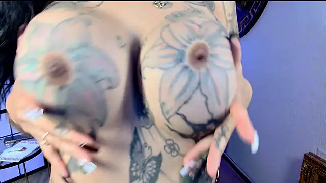 Snapshot of LeylaDelAmor chatting on 15, 9, 2025 LeylaDelAmor online show from 15, 9, 2025