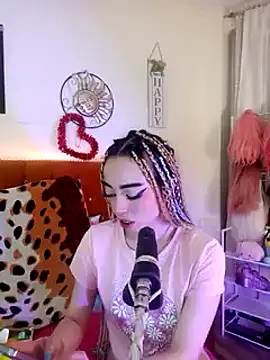 Yennastone online show from 1, 1, 2025