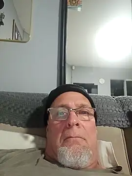 dickinyouto online show from 19, 1, 2026