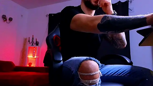 MightyAaron66 online show from 23, 11, 2025