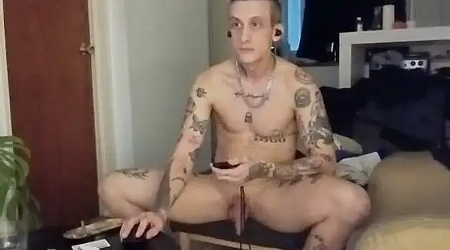 Snapshot of FakkaKaine_ chatting on 2, 3, 2025 FakkaKaine  online show from 2, 3, 2025