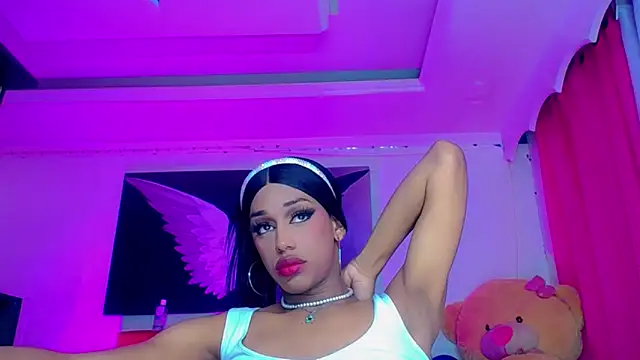 NahomiCamper online show from 20, 12, 2024