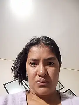 arianithaxox online show from 2, 12, 2025