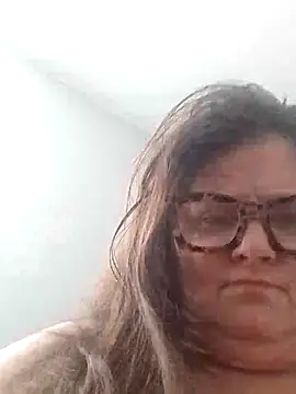Snapshot of staceysmomfow chatting on 14, 1, 2025 staceysmomfow online show from 14, 1, 2025