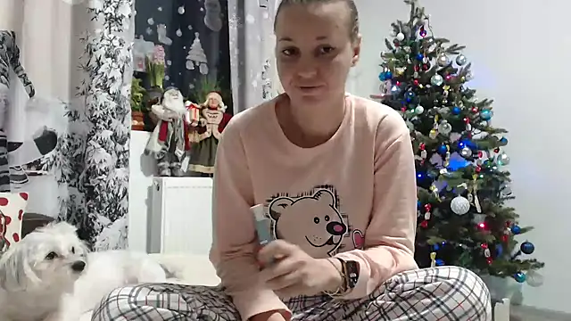 SweetMaddy888 online show from 28, 12, 2024