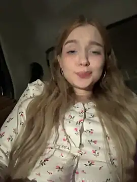 Baby Tiny online show from 2, 1, 2025