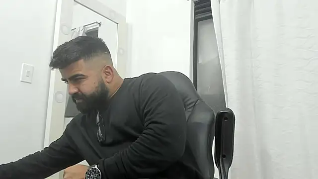 Snapshot of Lyon_vach chatting on 11, 3, 2025 Lyon vach online show from 11, 3, 2025
