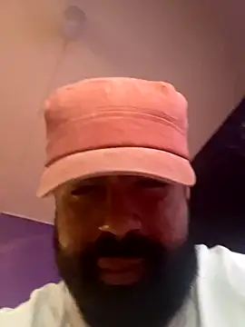 Snapshot of Lyon_vach chatting on 18, 10, 2025 Lyon vach online show from 18, 10, 2025