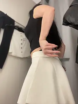 Snapshot of Roxana-Sexy chatting on 5, 2, 2026 Roxana-Sexy online show from 5, 2, 2026