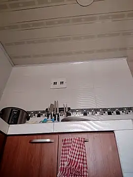 LaurenWelly  online show from 8, 9, 2025