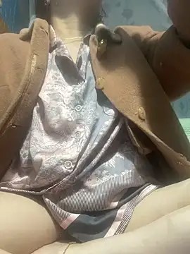 Snapshot of Cesywet chatting on 25, 2, 2025 Cesywet online show from 25, 2, 2025