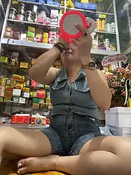 Snapshot of Cesywet chatting on 14, 3, 2025 Cesywet online show from 14, 3, 2025