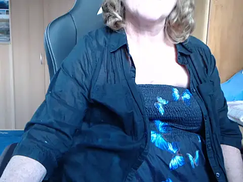 Snapshot of _sunshine__ chatting on 14, 3, 2025 sunshine online show from 14, 3, 2025