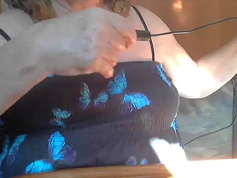 Snapshot of _sunshine__ chatting on 19, 3, 2025 sunshine online show from 19, 3, 2025