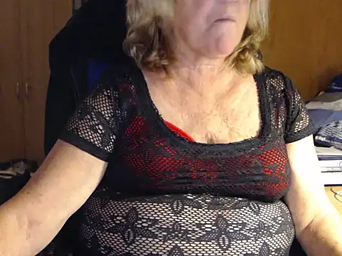 Snapshot of _sunshine__ chatting on 16, 10, 2025 sunshine online show from 16, 10, 2025