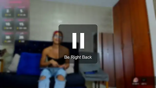 Snapshot of evelyn_wine chatting on 6, 2, 2025 evelyn wine online show from 6, 2, 2025