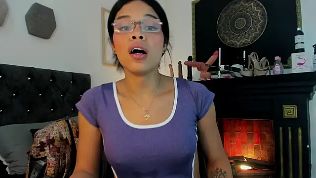 evelyn wine online show from 24, 7, 2026