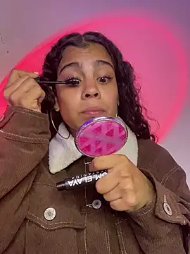 NINA 18 YEARS online show from 15, 3, 2025