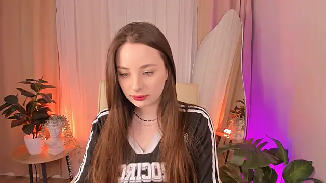 MoonLissa online show from 9, 2, 2025