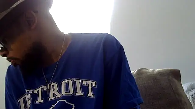 Snapshot of WhiskeyWood_DuhGOD chatting on 13, 10, 2025 WhiskeyWood DuhGOD online show from 13, 10, 2025