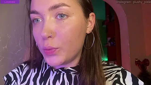 Snapshot of plushy_pixie chatting on 5, 12, 2024 plushy pixie online show from 5, 12, 2024