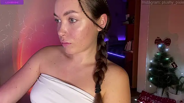 Snapshot of plushy_pixie chatting on 15, 12, 2024 plushy pixie online show from 15, 12, 2024