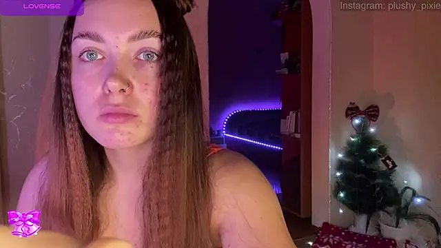 Snapshot of plushy_pixie chatting on 17, 12, 2024 plushy pixie online show from 17, 12, 2024