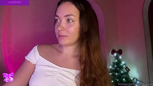 Snapshot of plushy_pixie chatting on 20, 12, 2024 plushy pixie online show from 20, 12, 2024