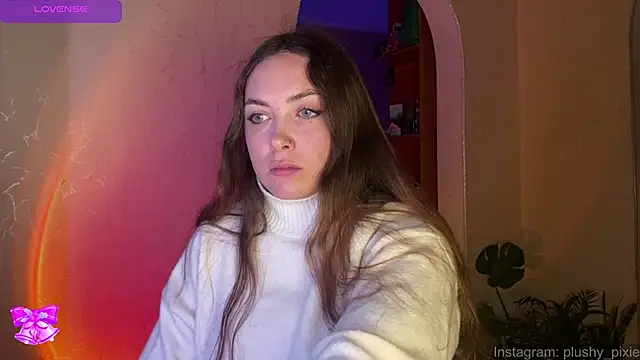 Snapshot of plushy_pixie chatting on 4, 1, 2025 plushy pixie online show from 4, 1, 2025