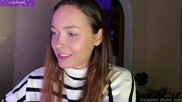 Snapshot of plushy_pixie chatting on 5, 1, 2025 plushy pixie online show from 5, 1, 2025