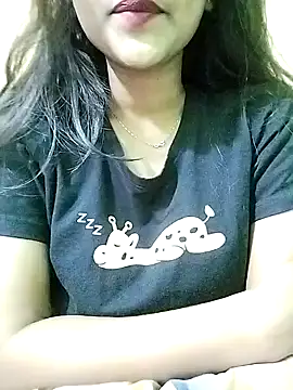 MISSQUEEN48 online show from 21, 1, 2025