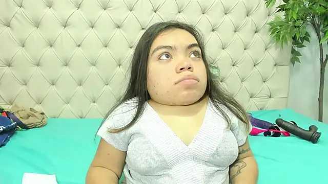 Snapshot of Michelle_Brooks chatting on 14, 12, 2024 Michelle Brooks online show from 14, 12, 2024