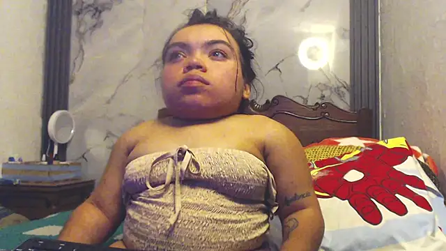 Snapshot of Michelle_Brooks chatting on 29, 1, 2025 Michelle Brooks online show from 29, 1, 2025