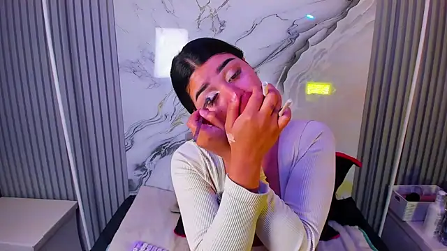 venusowen  online show from 10, 3, 2026