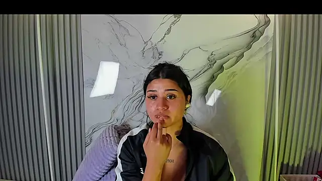 venusowen  online show from 27, 5, 2026