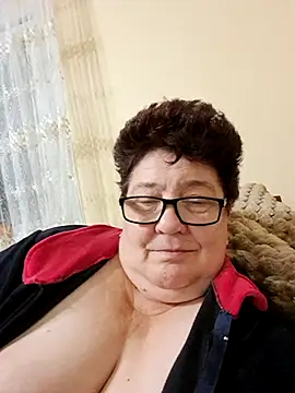 Snapshot of YourGoddess555 chatting on 8, 2, 2025 YourGoddess555 online show from 8, 2, 2025