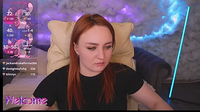 Snapshot of LovelyBell chatting on 21, 2, 2025 LovelyBell online show from 21, 2, 2025